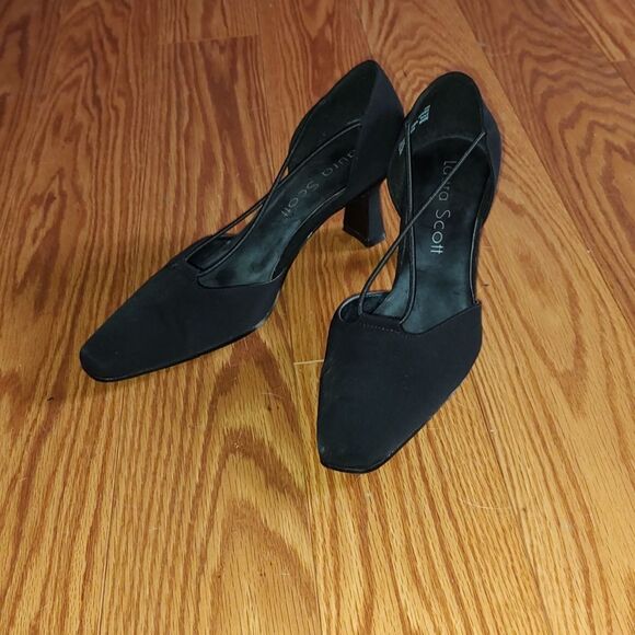 Laura Scott black 3" heels Sz 8 - Picture 1 of 7